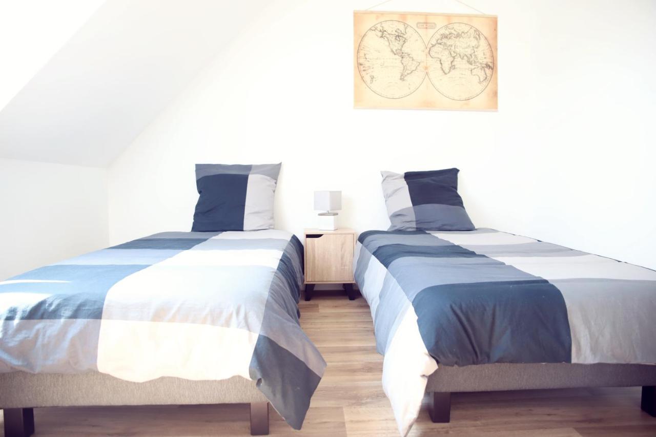Maison Neuve A 350M De La Plage La Casa Sovaina Cleder Bagian luar foto